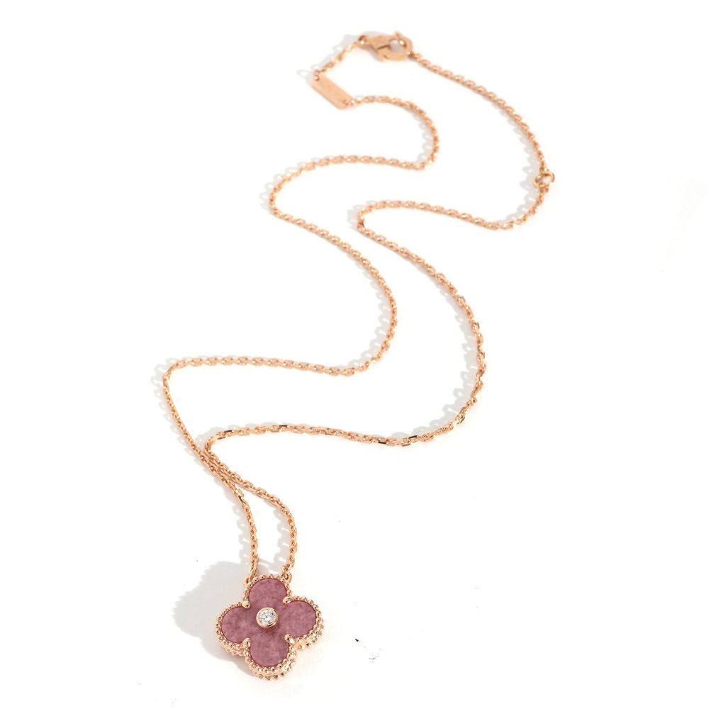 Van Cleef & Arpels 2021 Limited Edition Alhambra Pendant 18k Rose Gold 0.05 CT - Picture 2 of 5